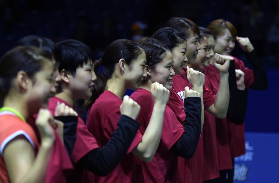 La squadra femminile giapponese di badminton, prima di un incontro in Uber Cup (Afp)